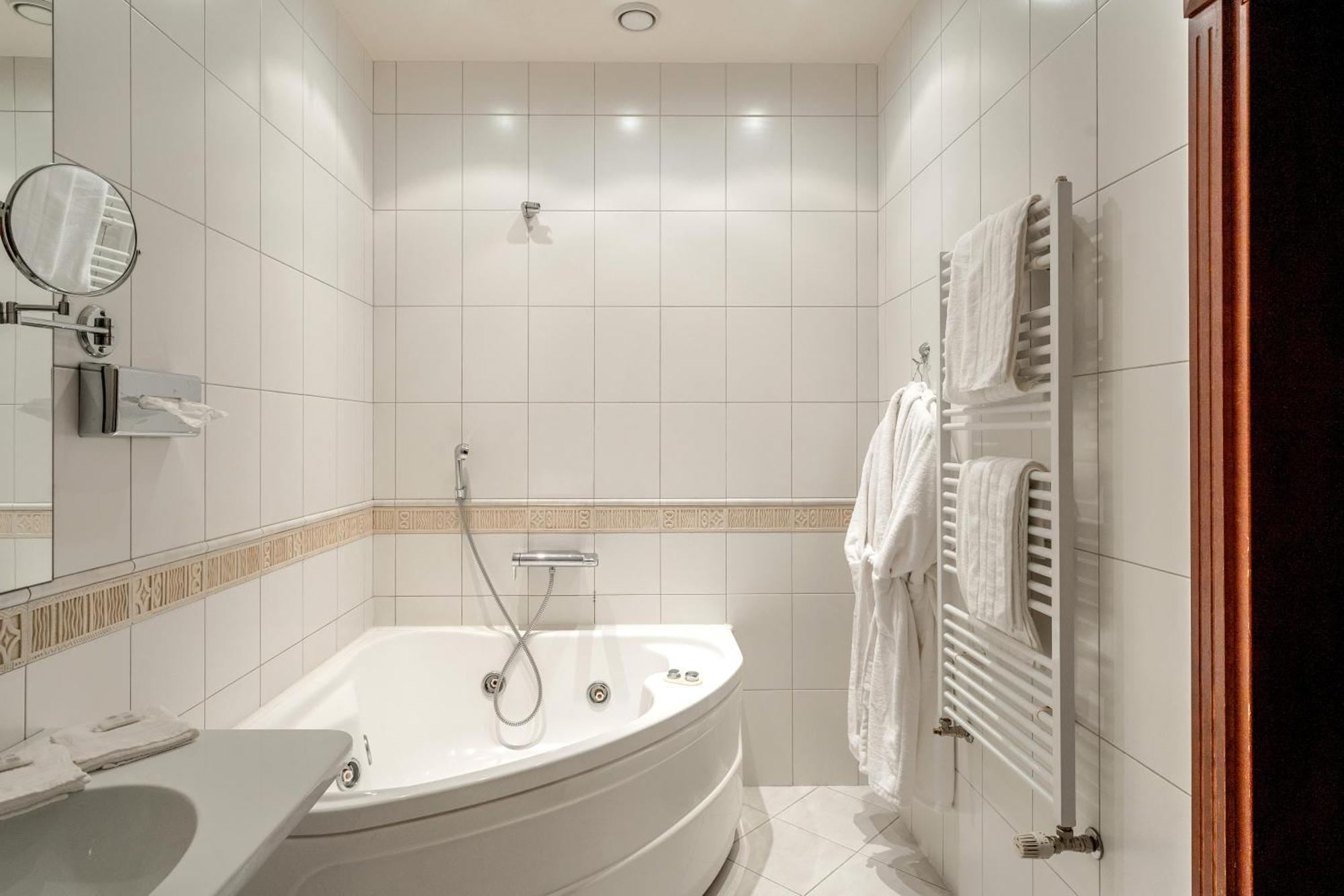 Hotel Sfinksas 考纳斯 外观 照片
